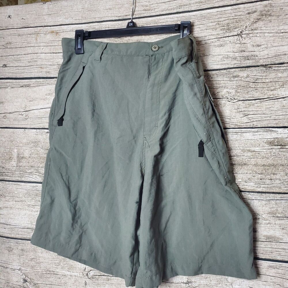 SOLO ORIGINALS Green Shorts Size 36